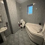 Holiday home Florilor