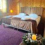 Florilor Holiday home *