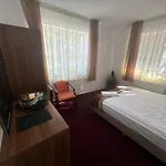 Holiday home Florilor