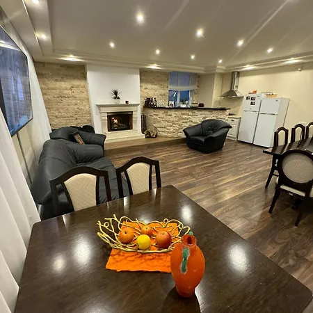 בית נופש Florilor פרדיאל