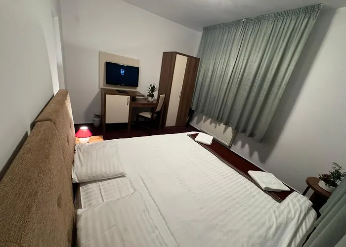 Florilor Holiday home *