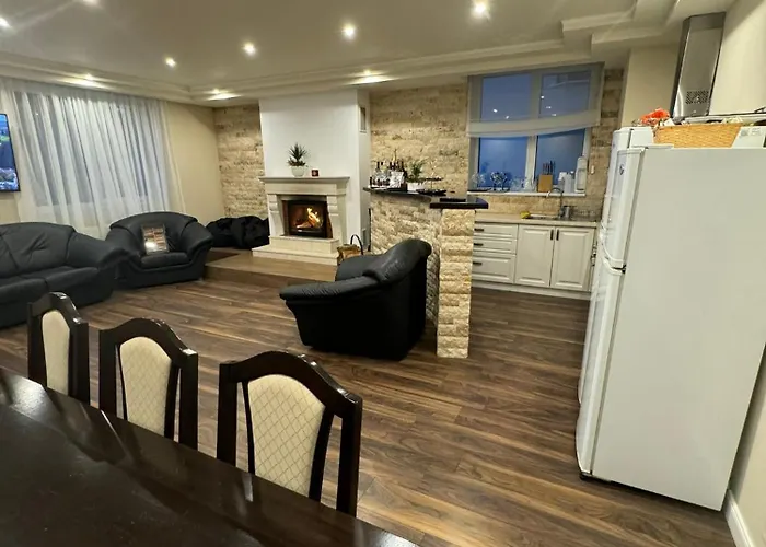 Florilor * بْريدال