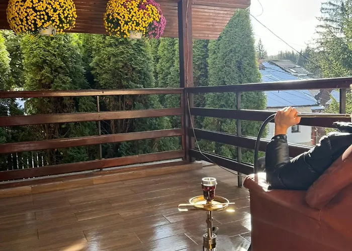 Holiday home Florilor